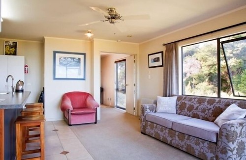 Omiha Apartment | Villa Pacifica Apartment 1-Free car/transfers
