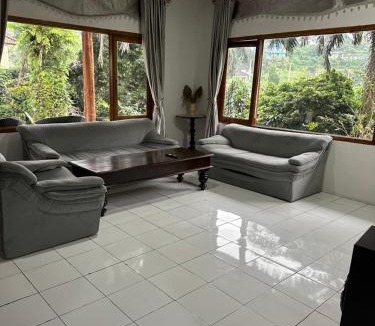 Ciloto Villa | Villa Pangrango