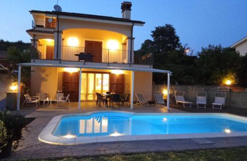 Trevignano Romano Villa | Villa Panorama Pool & Garden