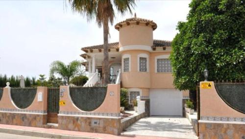 Benferri Villa | Villa Paradise
