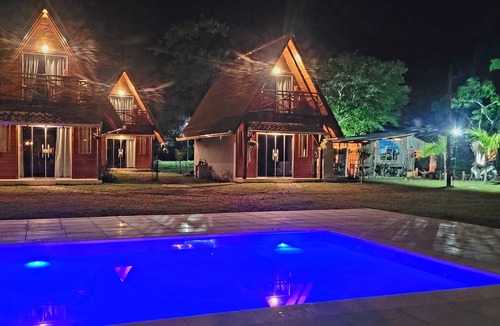 Praia da Armacao do Itapocoroi Ski Chalet | Villa Park Chalés