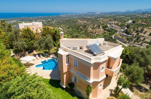 Agia Triada Villa | Villa Pelagos - Five Bedroom Villa, Sleeps 10