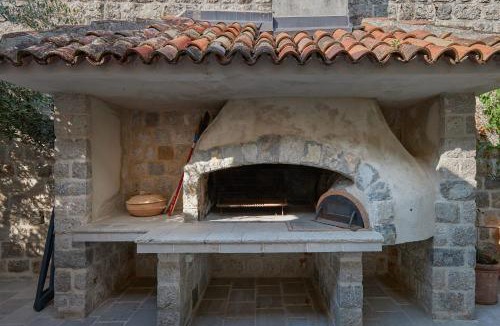 Perast Villa | Villa Perastian Thriton