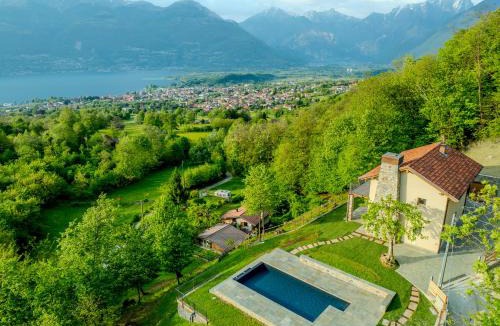Colico Villa | Villa Perlino