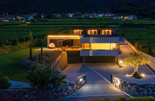 Caldaro Sulla Strada del Vino Apartment | Villa Pernstich - modern apartments