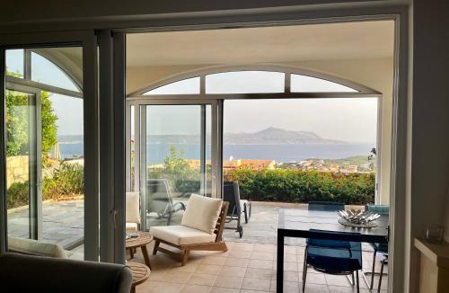 Plaka House | Villa Petaloúda