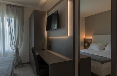 Novellara Hotel | Villa Petra