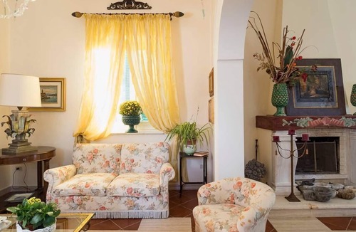 Salemi Villa | Villa Pigna