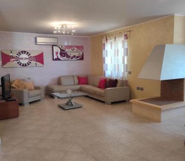 Ferrazzano House | Villa Pina
