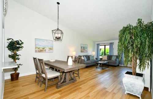 Sarasota House | Villa Pine Tree Pool close to the beaches Siesta Key
