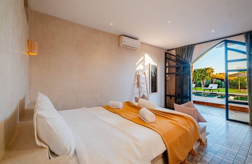 Saada Villa | Villa piscine privée, vue superbe, proche centre