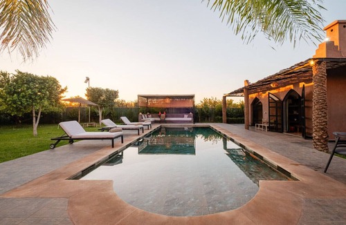 Saada Villa | Villa piscine privée, vue superbe, proche centre