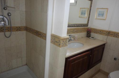 Saint-Tropez Hotel | Villa Playa del Sol - B1