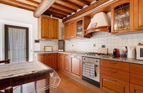 Barberino Val d'Elsa Villa | Villa 'Podere Beccalorzo with Private Pool, Wi-Fi and Air Conditioning'