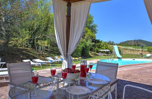 Todi Villa | Villa Poggiente 15+2, Emma Villas