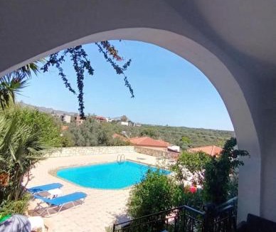 Chorafakia Apartment | Villa Polani Elegant Maisonette with Pool