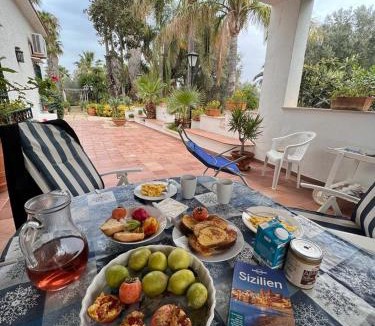 Carini House | Villa Ponticelli