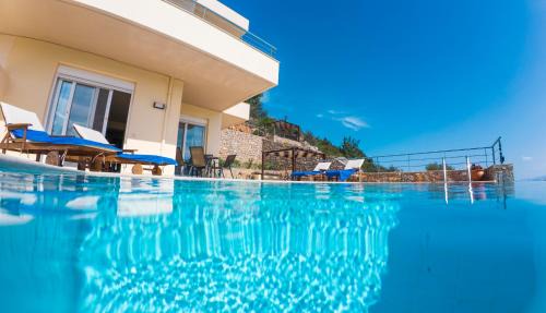 Vathi Villa | Villa Poppy