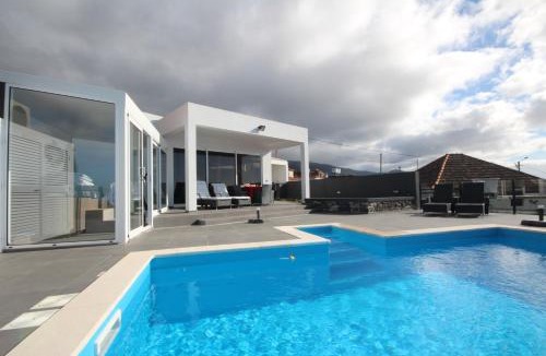 Estreito da Calheta Villa | Villa Por do Sol