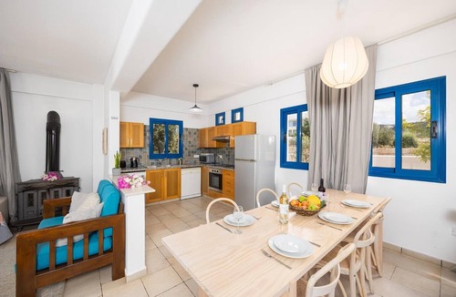 Agios Georgios Pegeias Villa | Villa Poseidonas - Three Bedroom Villa, Sleeps 6