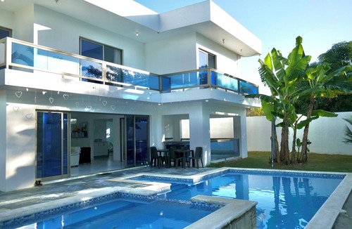 Santo Domingo Oeste Villa | Villa Pravda Guerra 4BR 6BDS 12PAX