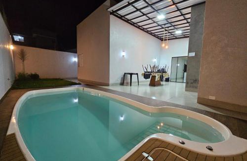 Maringa Villa | Villa Privada Espacosa, Piscina Aquecida, Sinuca, 15 Pax
