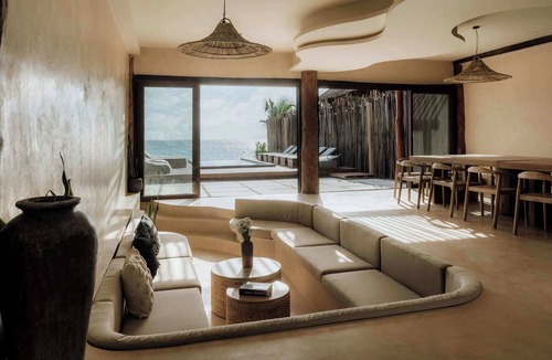 Zona Hotelera House | Villa Privada | Fully-Staffed Beachfront Getaway