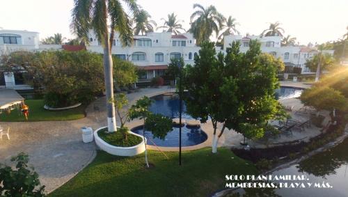 Playa Diamante Villa | Villa Privada ubicada en el campo de Golf del Hotel Vidanta Mayan Palace