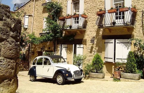Lanzac Villa | Villa, private pool, semi-detached, 2 bathrooms, sleeps 8