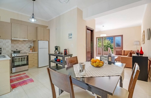 Nidri Villa | Villa 'Prolithia 2' with Sea View, Wi-Fi and Air Conditioning