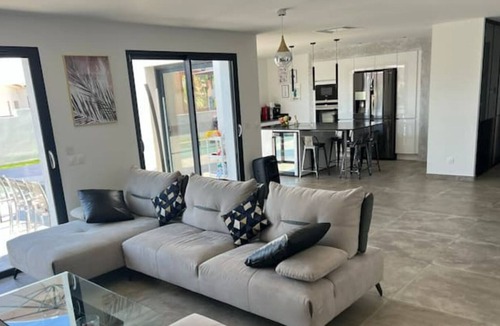 Ceyreste Villa | Villa provencale