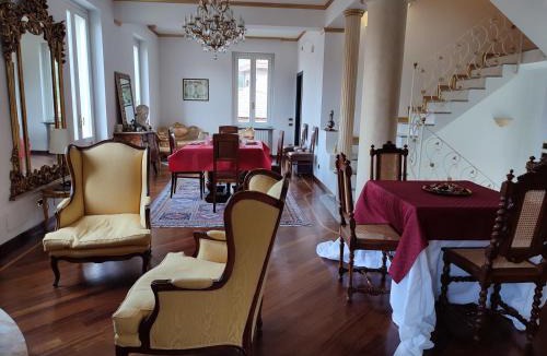 Lecco Bed & Breakfast | Villa Puccini Bed & Breakfast
