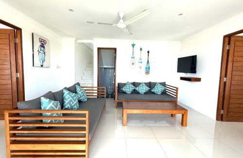 Kayu Putih Villa | Villa Putih