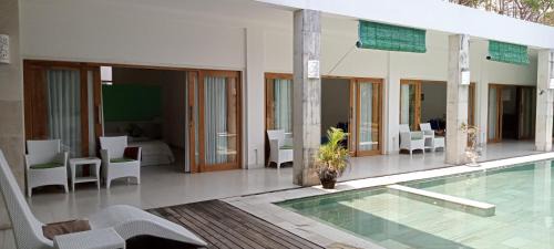 Anturan House | Villa Putih Lovina