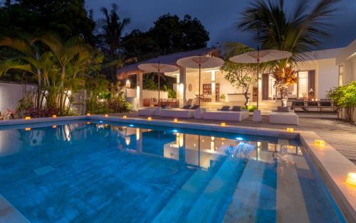 Amlapura Villa | Villa Rasa Senang, with private cook and pool
