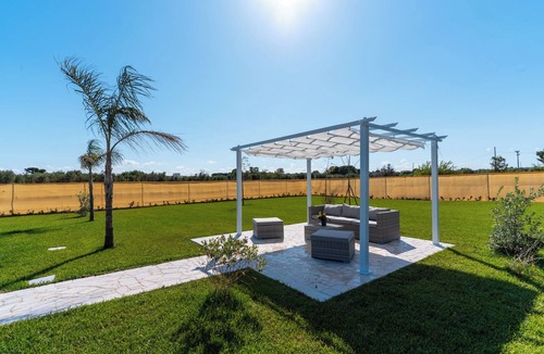 Nardo Villa | Villa Red Wind by BarbarHouse