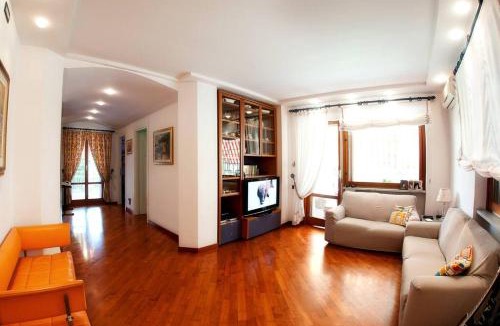 Boscoreale Apartment | Villa Regina Home - 120sqm, 3 bedrooms, 1 free parking spot
