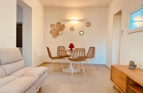 Palese House | Villa Regina