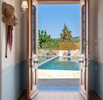 Makhairoi Villa | Villa Remedio