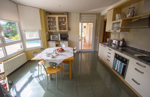 Reus Villa | Villa Reus: Port Aventura, Golf & Costa Dorada