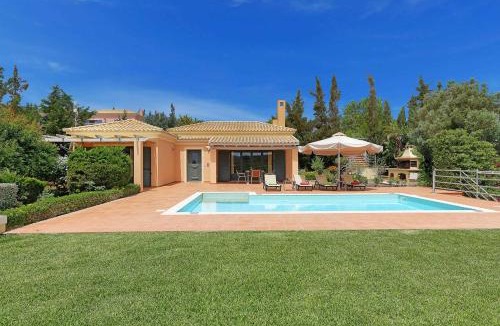 Svoronata Villa | Villa Riaki