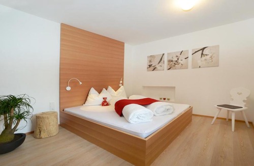 Valle San Silvestro Apartment | Villa Rienzner