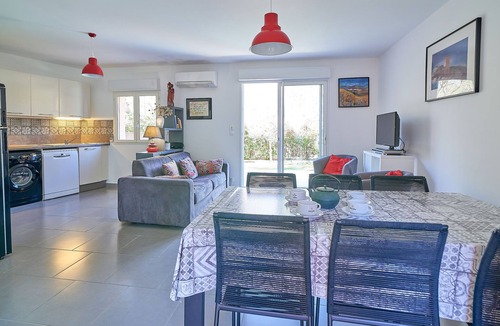 Le Dramont House | Villa Robinson by Interhome