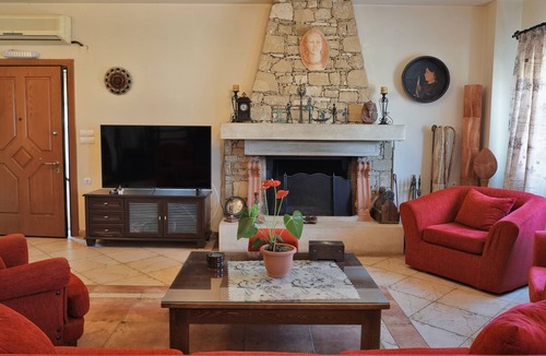 Kokinos Pirgos Villa | Villa Roe with sea view