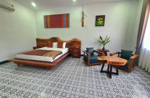 Kampot Hotel | Villa Romduol