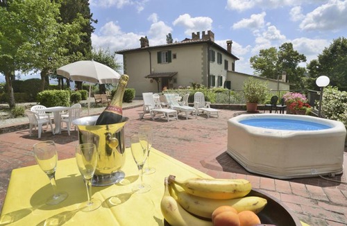 Sagginale Villa | Villa Romignano