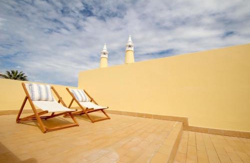 Praia da Rocha Villa | Villa Rosa A by amcf