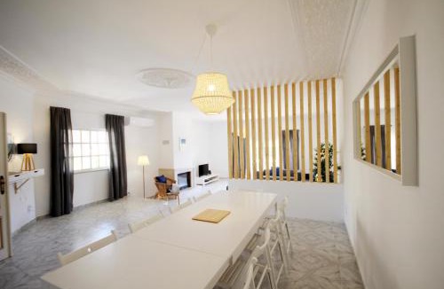 Praia da Rocha Villa | Villa Rosa B by amcf