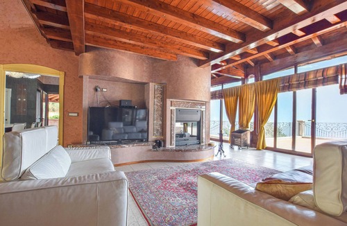 Gioiosa Marea Villa | Villa 'Rosaria Relax E Spa' with Sea View, Wi-Fi and Air Conditioning