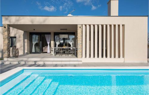 Nin House | Villa Rose